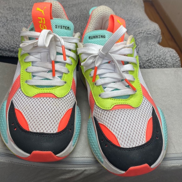 Puma sneakers - Picture 1 of 4